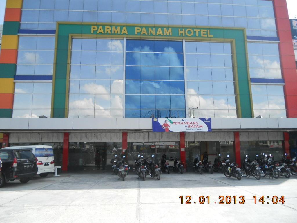 Parma Panam Hotel Pekanbaru Bagian luar foto