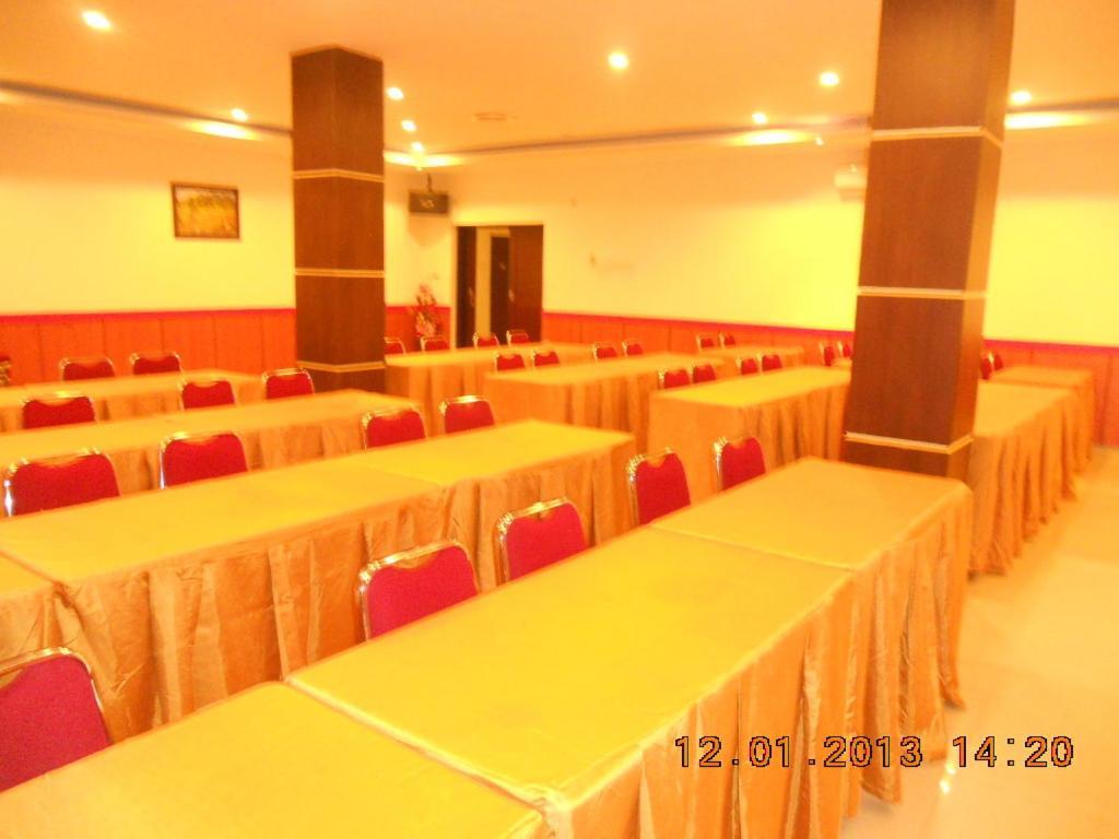 Parma Panam Hotel Pekanbaru Bagian luar foto
